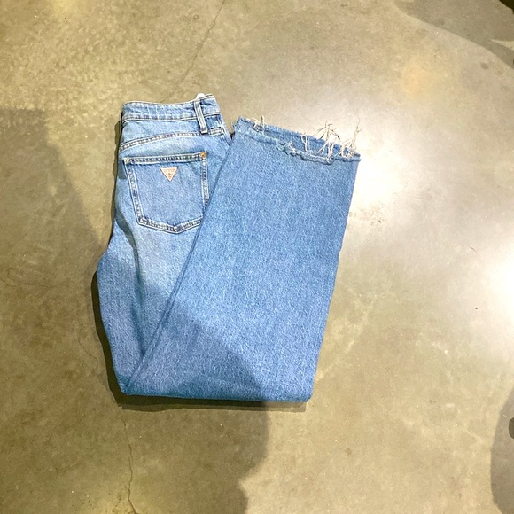 Checkout @issy_klimmer Closet Too - Picture 1 of 1